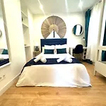 公寓 Miramar Luxurious Apartment, 3 Double For 6 Guests, Free Parking, Terrace, New *