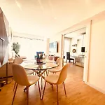 Miramar Luxurious Apartment, 3 Double For 6 Guests, Free Parking, Terrace, New * 圣塞瓦斯蒂安