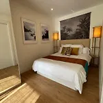 Miramar Luxurious Apartment, 3 Double For 6 Guests, Free Parking, Terrace, New * San Sebastián