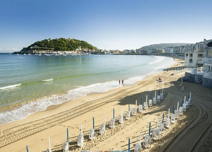 公寓 Miramar Luxurious Apartment, 3 Double For 6 Guests, Free Parking, Terrace, New